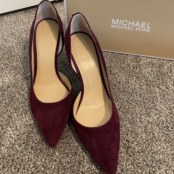 Michael Kors Nathalie Suede Pump - Plum Size 10M - Picture 5 of 8